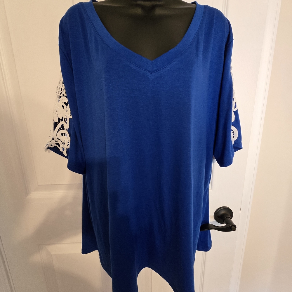 Cobalt Blue V-Neck Blouse with  Lace Accents New With Tags Size 1 XL